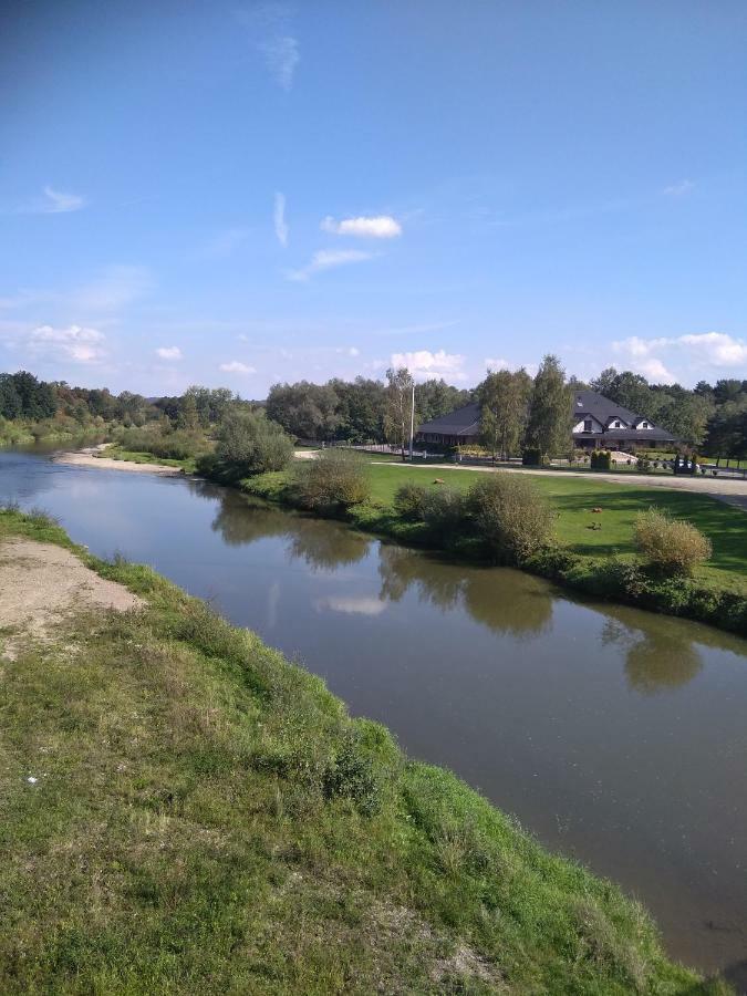Gdow Riverside Apartments And Tours 外观 照片